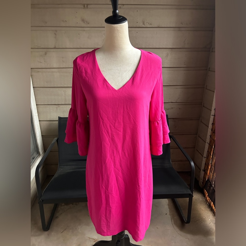 Belongsci V Neck Bell Sleeve Shift Dress